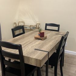4-Chair Dining Table