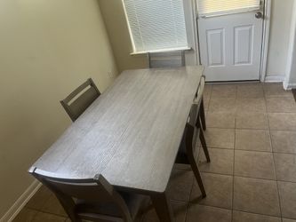 Dinning Table