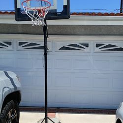 Kids basketball court 8ft