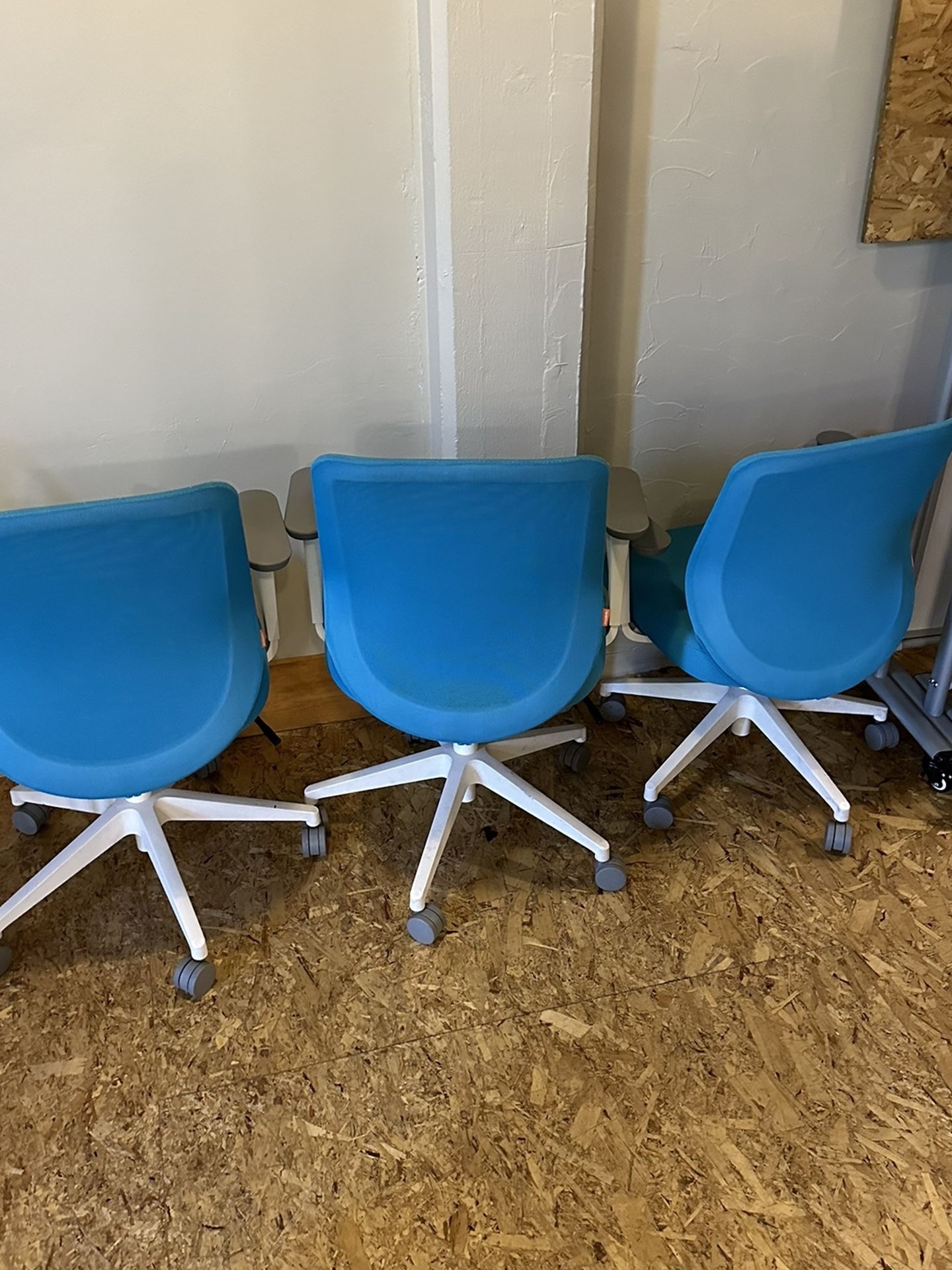 Designer Office Chairs