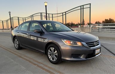2013 Honda accord low miles 43k!!