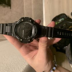 Armitron Pro Sport Water Resistant Watch 