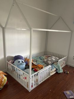 Twin bed frame and mattress