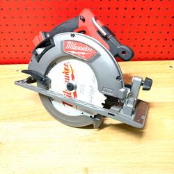 Milwaukee M18 fuel 7-1/4” circular saw