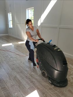Buffer floor machine