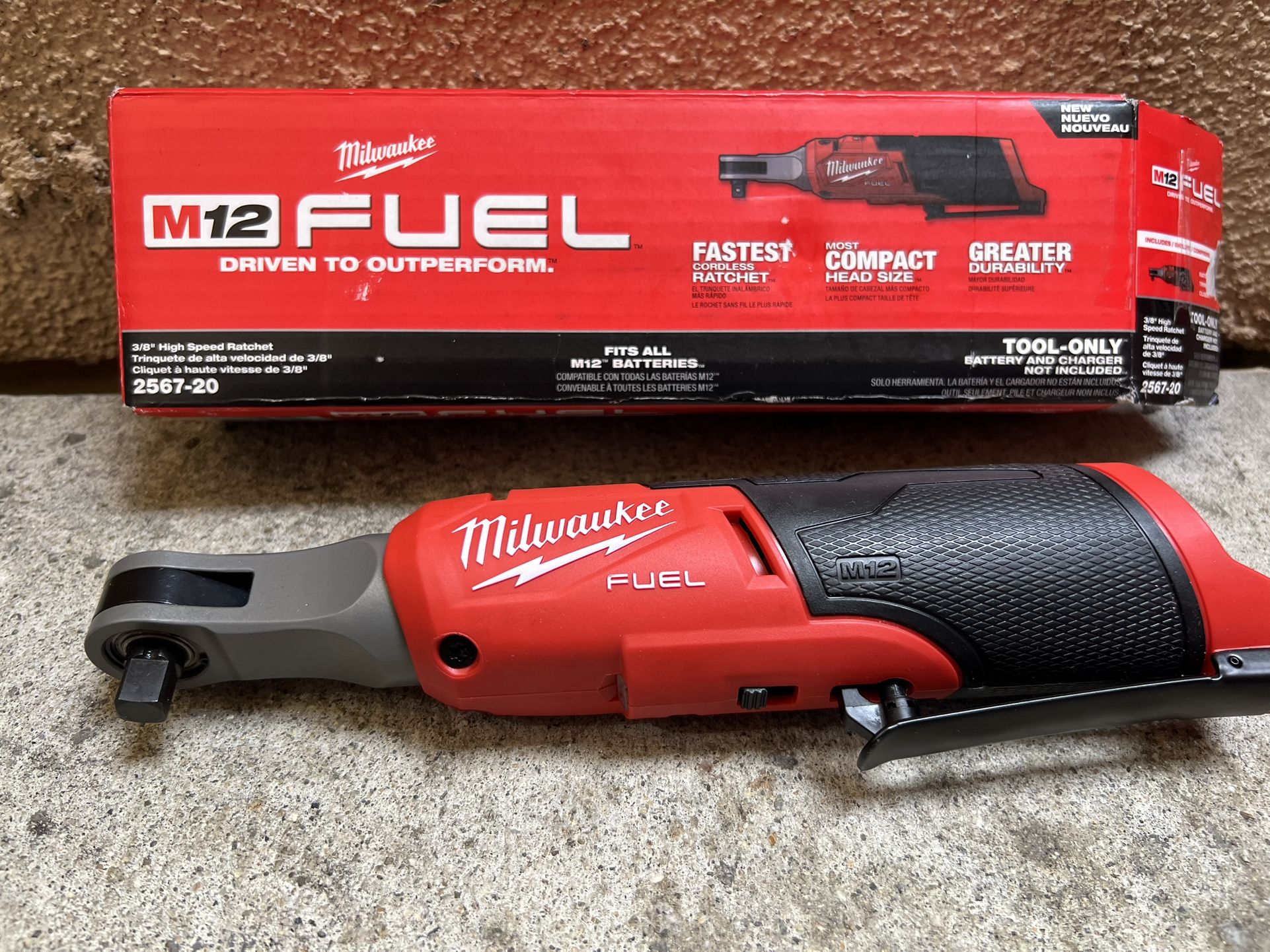 Milwaukee M12 FUEL 12-Volt Lithium-lon Brushless Cordless High Speed 3/8 in. Ratchet (Tool-Only)