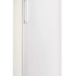 Hamilton Beach HBFRF1100, 11 cu ft, Upright Freezer, White