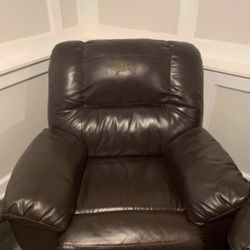 2 Brown Recliners 