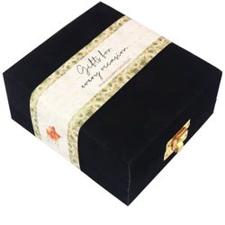 Velvet Jewelry Holder 