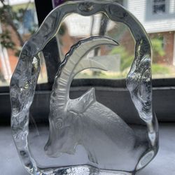 Antique Vintage Glass Engraved Ram Collectible 