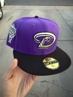 7 3/8 fitted new never worn