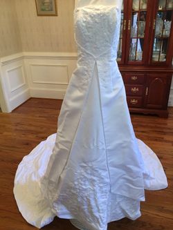 St Tropez Strapless Wedding Dress