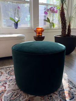 Round Velvet Ottoman Pouf in Emerald Green