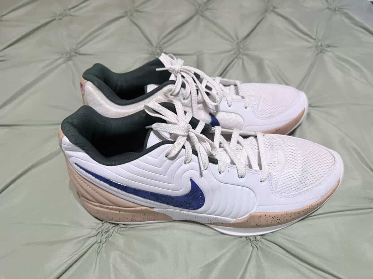 (NEW) NIKE JA MORANT 2 WHITE COLORWAY (SIZE 12 Mens)
