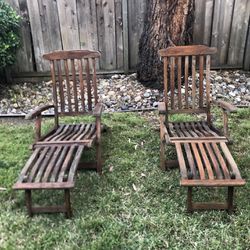 VintageSmith And Hawken Steamer Chairs
