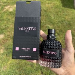 Valentino Born In Roma Intense🌺