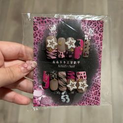 pink press on nails