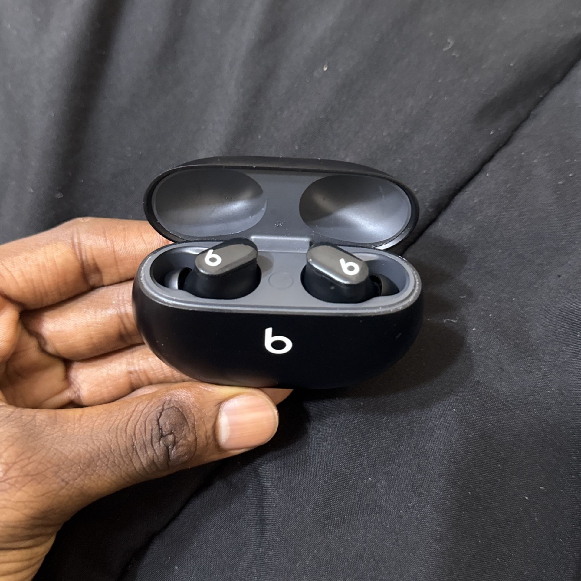 Beats Studio Buds