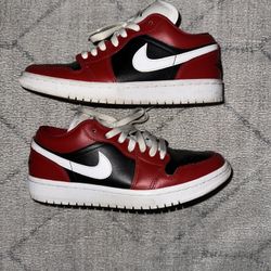 Air Jordan 1 Low Chicago Flip