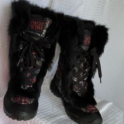 Coach Boots Size 7.5