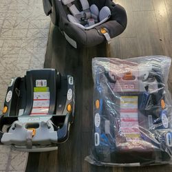 Chicco Key Fit Car Seat With 2 Bases