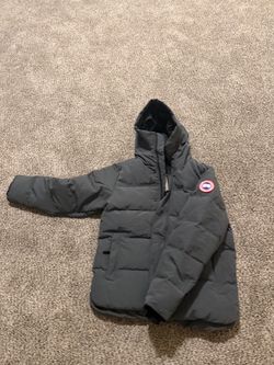 Canda Goose Grey