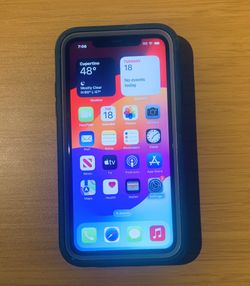 iPhone 11 Pro Max 64GB (Unlocked)