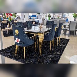 Luxury 7 Pc Dining room Set