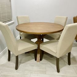 Natural Oak Round Dining Table + Chairs
