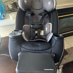 Safety 1st Grow & Go Extend N Ride LX All-in-One Convertible Car Seat In Excellent condition. 