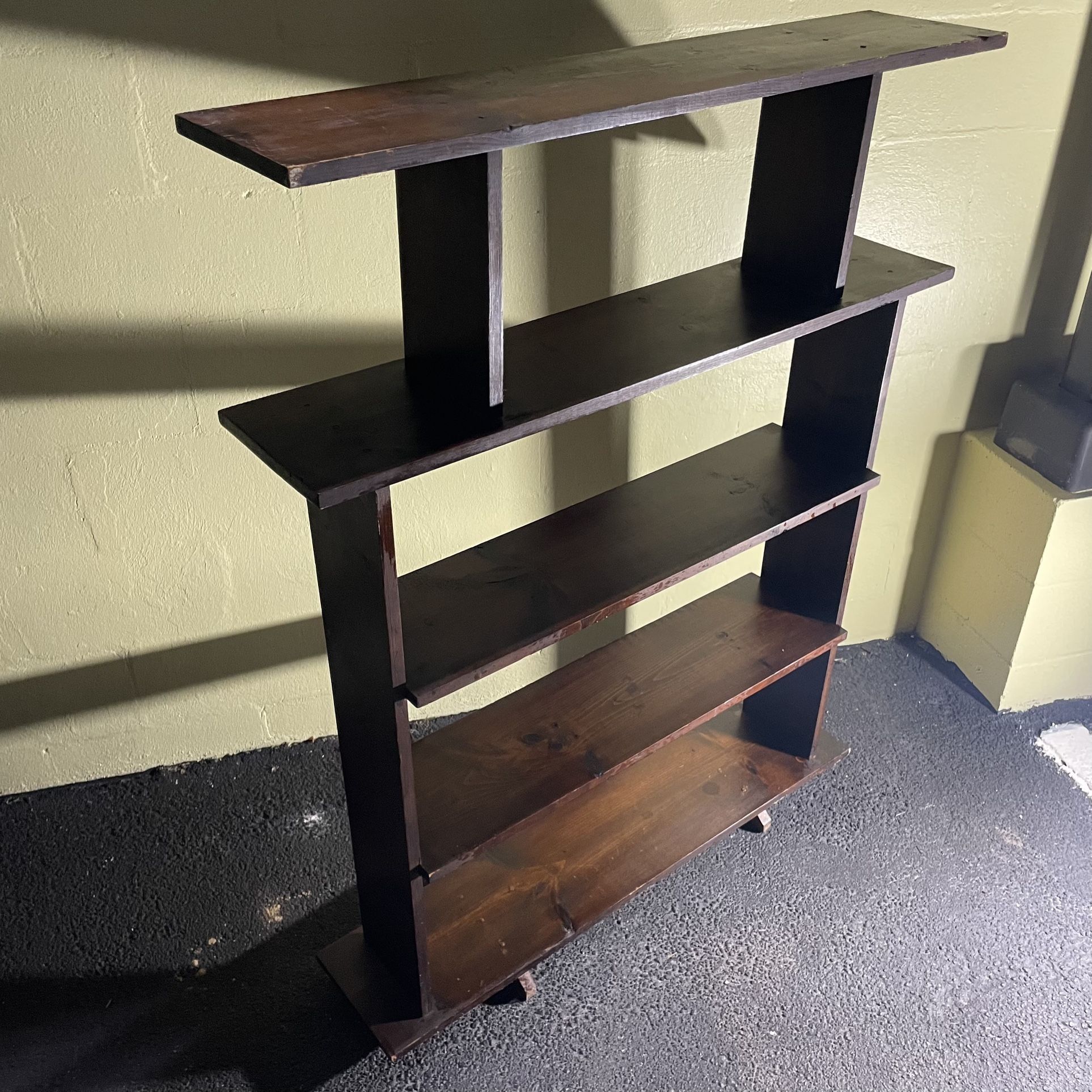 Vintage Peg Jointed Variable Shelves