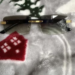 Green Tint Glasses With Gold