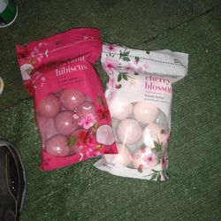 Bath  Bombs