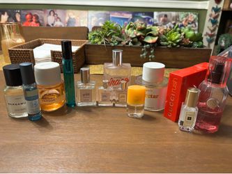 Lot of perfumes - various scents