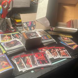WWE Cards LOT MUST TAKE ALL! 