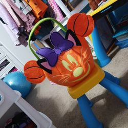 Rare Hard To Find Minnie Mouse EUC Felt Spooky HALLOWEEN Trick Or Treating Candy Bucket Bag 