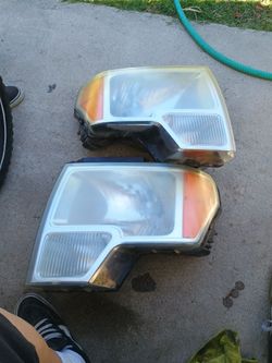 Head lights for Ford $25