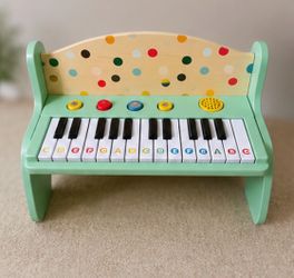 Wooden toddler Piano