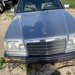 1992 Mercedes-Benz 300