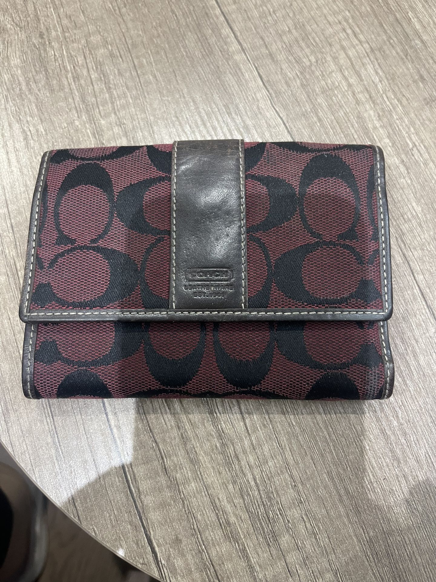 Coach Wallet Small Size In Fair Condition