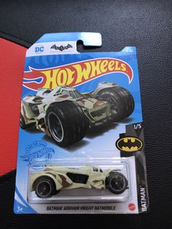 Batman: Arkham Knight Batmobile Hotwheel