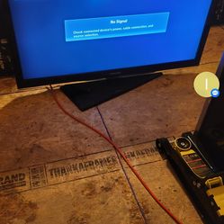 Samsung 46" TV good condition (not smart) comes with remote