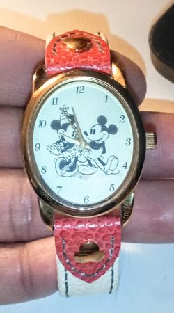 Disney Mickey & Minnie Watch