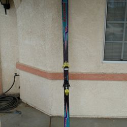 Snow Skis Salomon