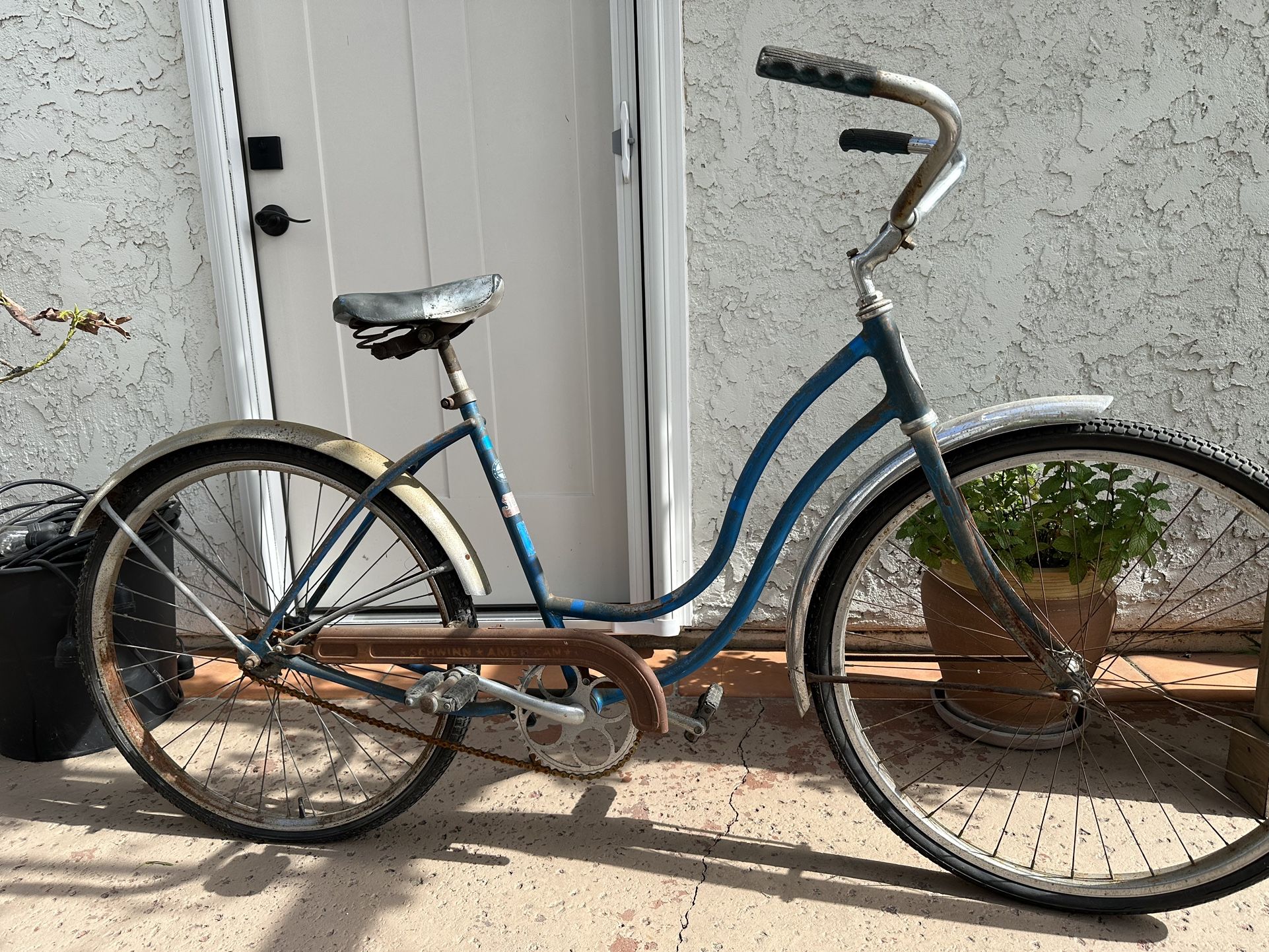 2010 Schwinn Classic SS Cruiser Bike Medium 17.5