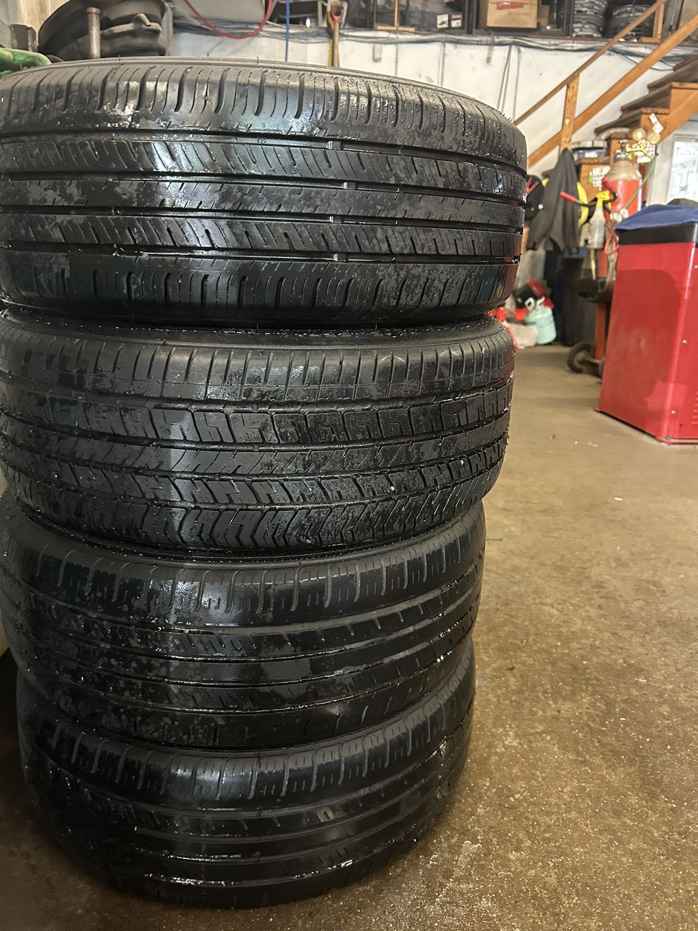 Radial 205/55/16