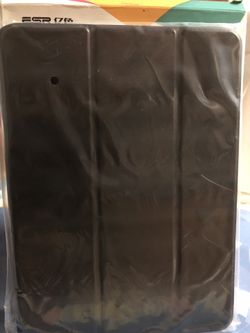 ESR PROTECTIVE CASE FOR iPAD PRO 11