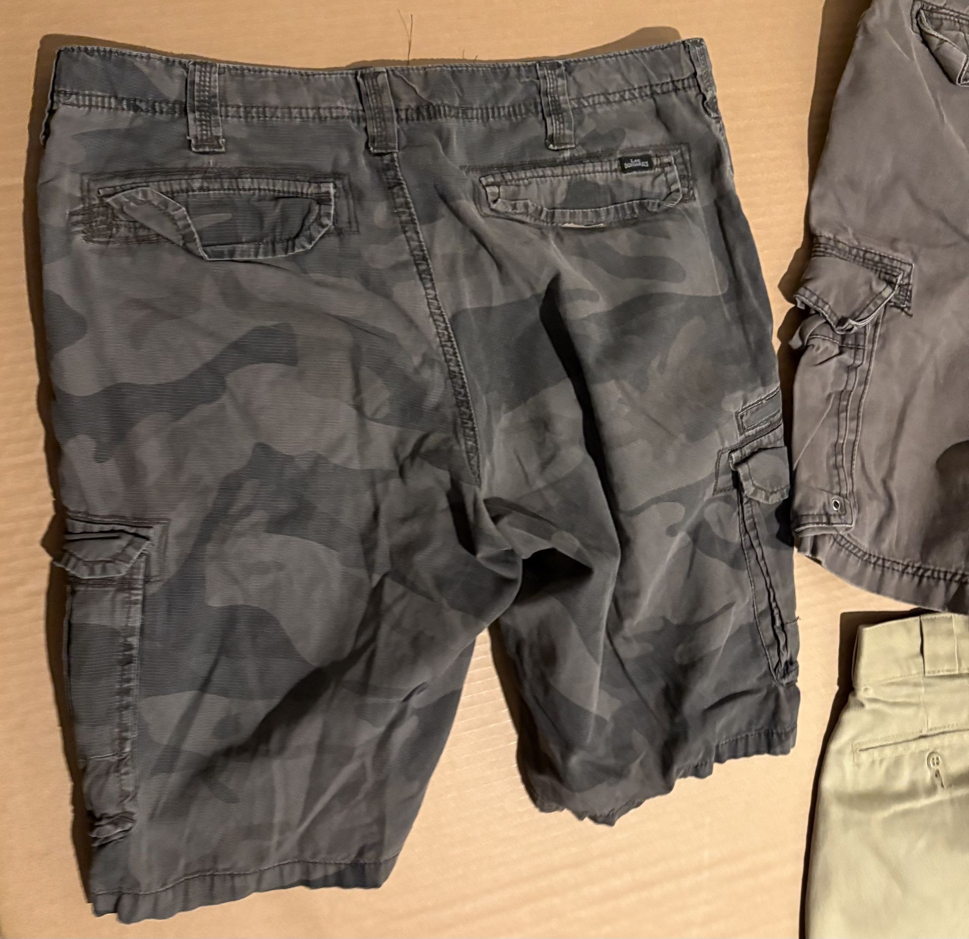 3 Shorts Dickies/ Lee & Levi's