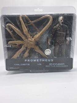 NECA Prometheus Trilobite vs Engineer Battle Damaged Figure Set