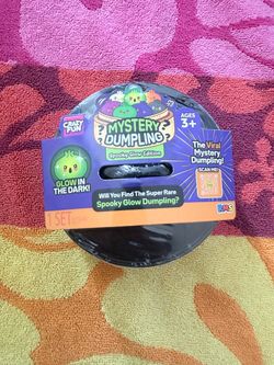 Crazy Fun Mystery Dumpling Spooky Glow Edition Glow in Dark Squishy NEW